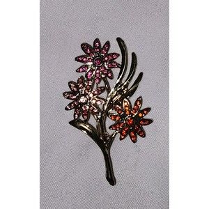 Sophia & Kate Pink/Red Rhinestone Flower Brooch, Gold Tone Costume Jewelry Pin